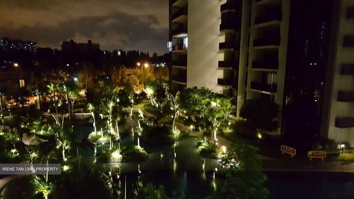 Lakeville (D22), Condominium #571035831
